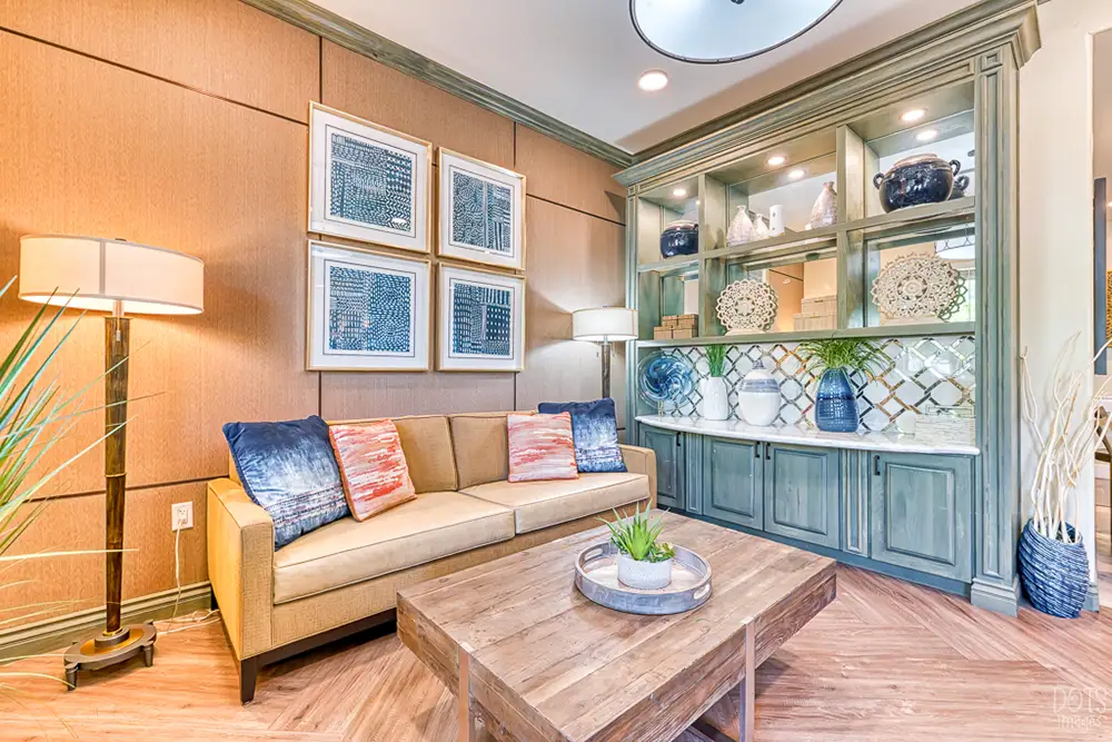 Lobby Sitting Area Lobby Sitting Area